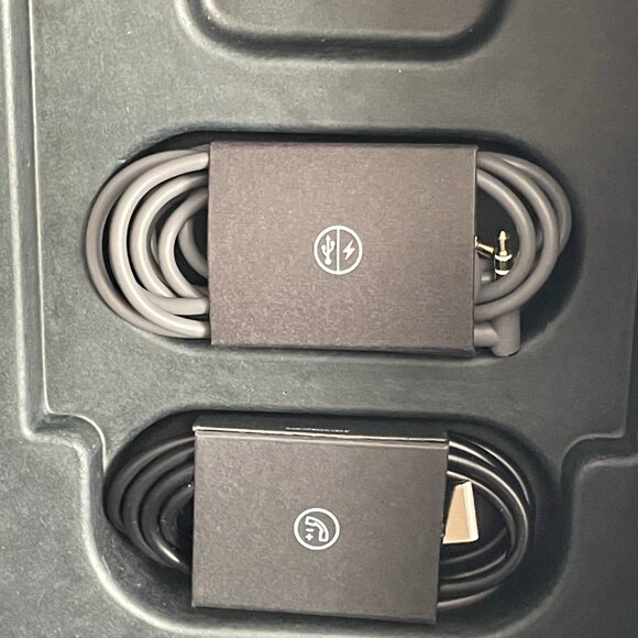 Beats Solo2 Wireless On-Ear Headphone, Active Collection - Picture 12 of 12